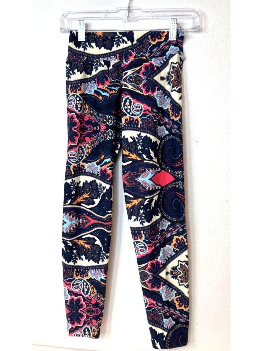 Liquido L Leggings Boho Paisley Colorful Floral Medallion Walking Yoga